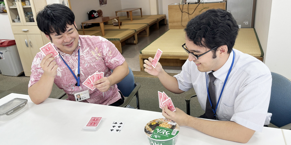 冒険王　株式会社【求人広告の営業（第二新卒／学卒4年以内）（那覇市字銘苅）【研修有／見学・体験入社OK】】の求人募集画像