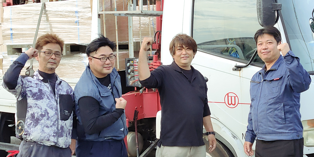 和栄交易株式会社【タイルの2t配送ドライバー(糸満市北波平)【1日配送件数7～8件／正社員登用有】】の求人募集画像