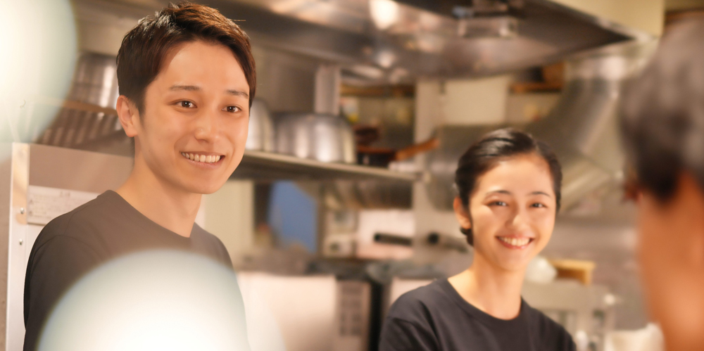 北大地　なご亭【ホールスタッフ（名護市）【扶養内OK／食事付／WワークOK】】の求人募集画像