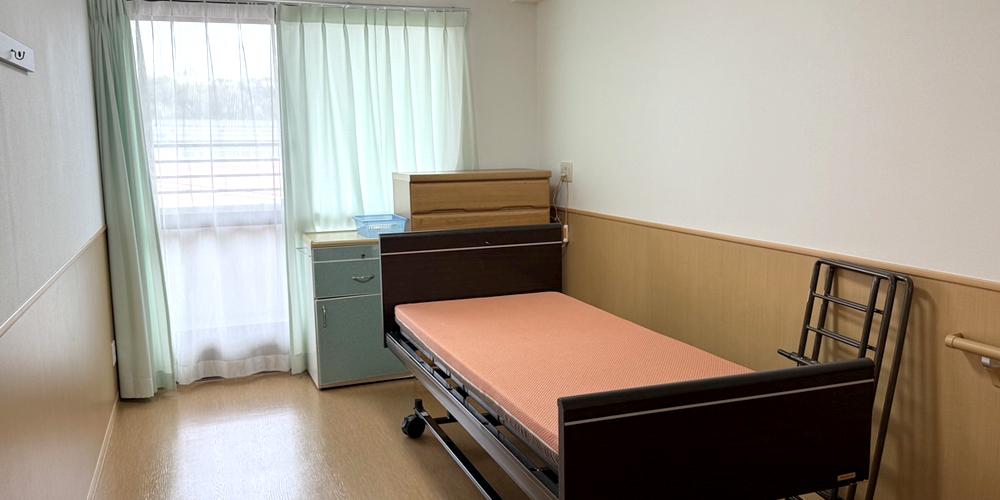 社会福祉法人　沖縄コロニー【介護員（日勤専属）（特別養護老人ホーム ありあけの里・ 第二ありあけの里）(浦添市)【賞与年2回／無料駐車場有】】の求人募集画像