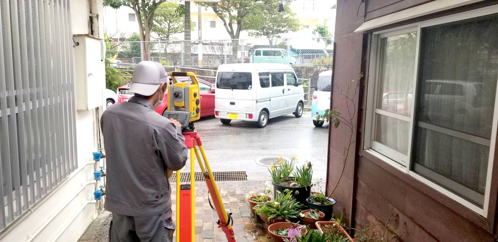 翁長土地家屋調査士事務所【土地家屋調査士事務所職員(宜野湾市)【未経験者歓迎／賞与有／月給24万円以上】】の求人募集画像