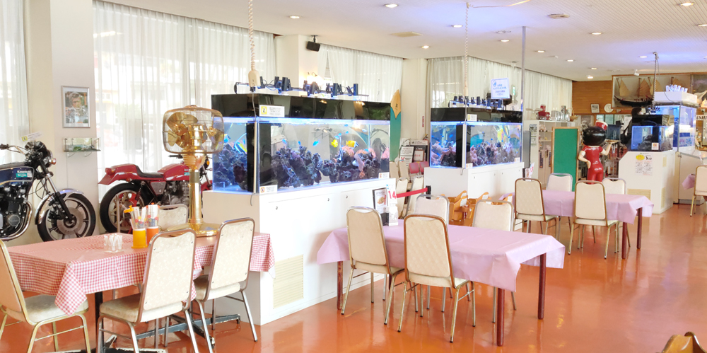 合資会社 シーサイドドライブイン【テイクアウトスタッフ（恩納村）【夜勤専属募集／未経験歓迎／賞与年3回】】の求人募集画像