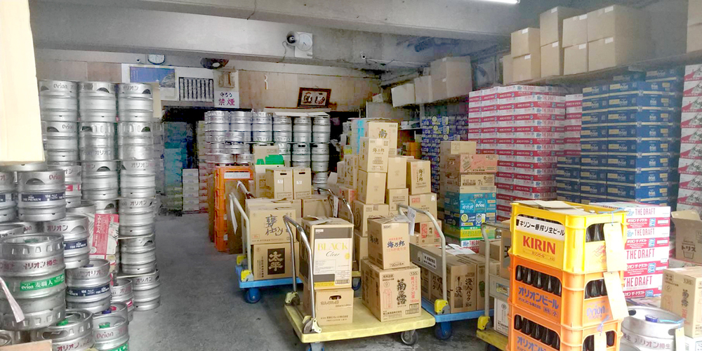 有限会社　喜屋武商店【店舗・事務スタッフ（那覇市前島）【週休2日／時間相談可／無料駐車場有】】の求人募集画像