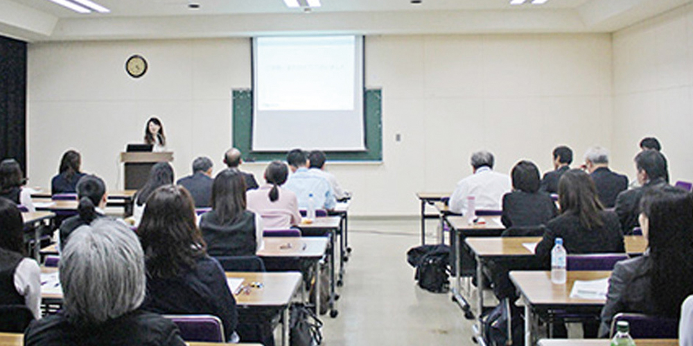 西日本高速道路総合サービス沖縄株式会社【高速道路料金所収受スタッフ(那覇～許田、西原JCT)【社保完備／報奨金制度有／社員転換制度有】】の求人募集画像