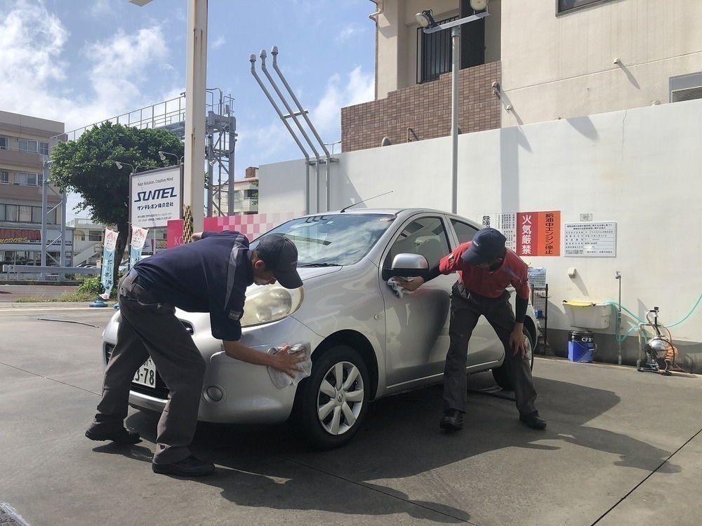 コクワ流通サービスカンパニー　コクワエナジー（ザ・テラスホテルズ株式会社）【タンクローリー運転手（西原町・宜野座村・国頭村）【日曜固定休み／正社員登用有】】の求人募集画像