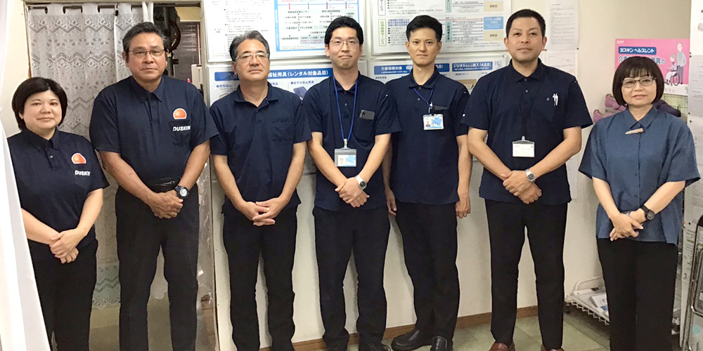 ダスキンヘルスレント 識名・泡瀬ステーション【福祉・介護用品の定期訪問点検スタッフ（（那覇市・沖縄市）【無料P有／未経験歓迎／土日祝休み】】の求人募集画像