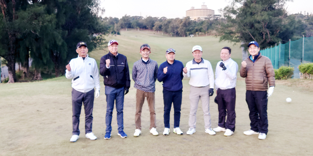 沖縄郵便逓送株式会社【郵便物のルート配送（4t）（那覇市壺川）【中型運転免許取得支援有／交通費有／社員登用有】】の求人募集画像