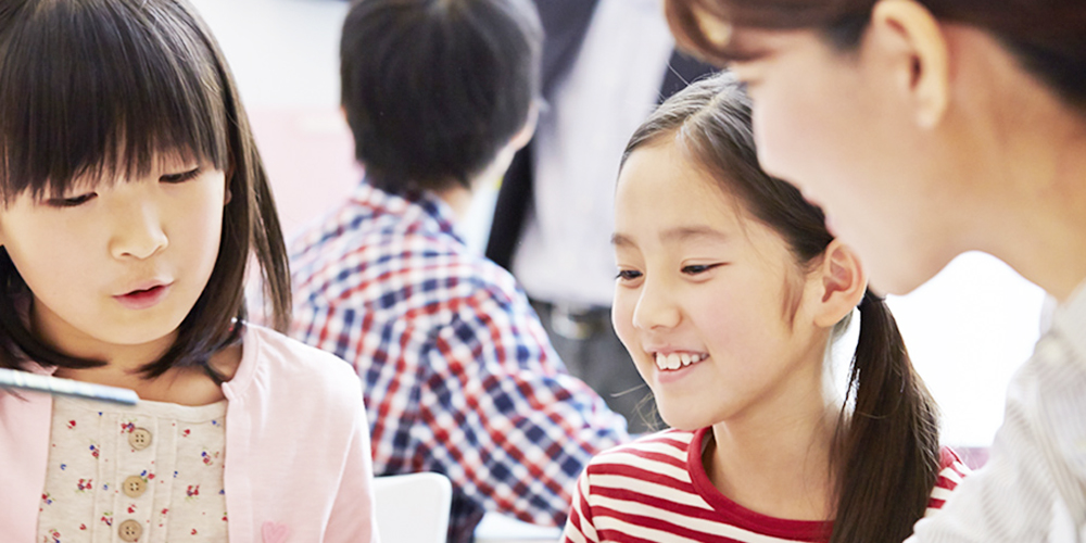 明和学習塾【塾の英語講師・アシスタント(宜野湾市)【時給1,200円~/未経験可/金曜のみ勤務】】の求人募集画像