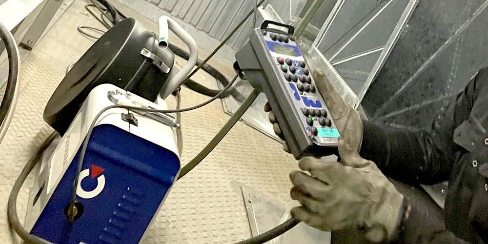 有限会社　マエダ工業所【顧客巡回スタッフ(男女)(那覇市泊)【通勤・皆勤手当で1.5万円／1～7日お試し勤務有／土日休み】】の求人募集画像