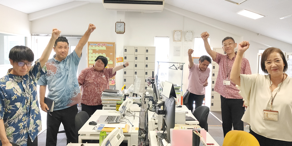 冒険王 株式会社【求人広告の営業・取材スタッフ(第二新卒/学卒4年以内)(那覇市字銘苅)【未経験OK/研修有/見学・体験入社OK】】の求人募集画像