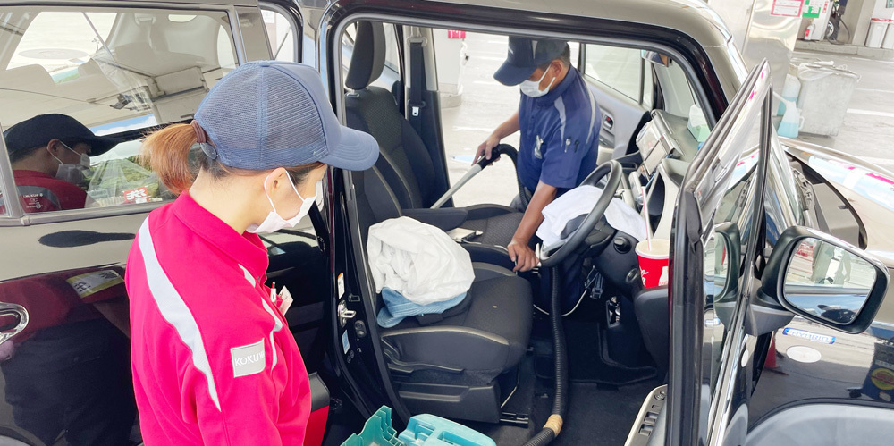 コクワ流通サービスカンパニー　コクワエナジー（ザ・テラスホテルズ株式会社）【タンクローリー運転手（西原町・宜野座村・国頭村）【日曜固定休み／週休2日／正社員登用有】】の求人募集画像