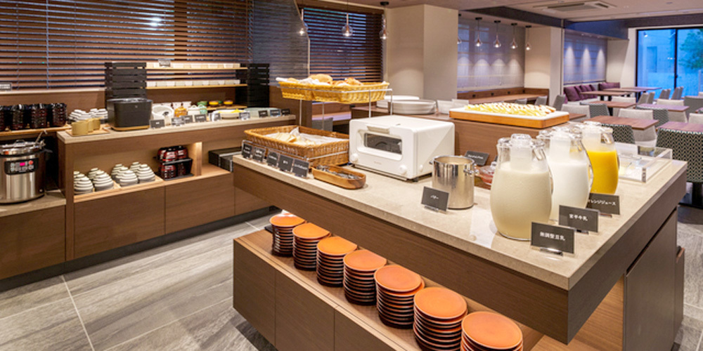 ホテルグランコンソルト那覇【ラウンジスタッフ（那覇市松尾）【短時間5ｈ／週休2～4日／交通費支給】】の求人募集画像