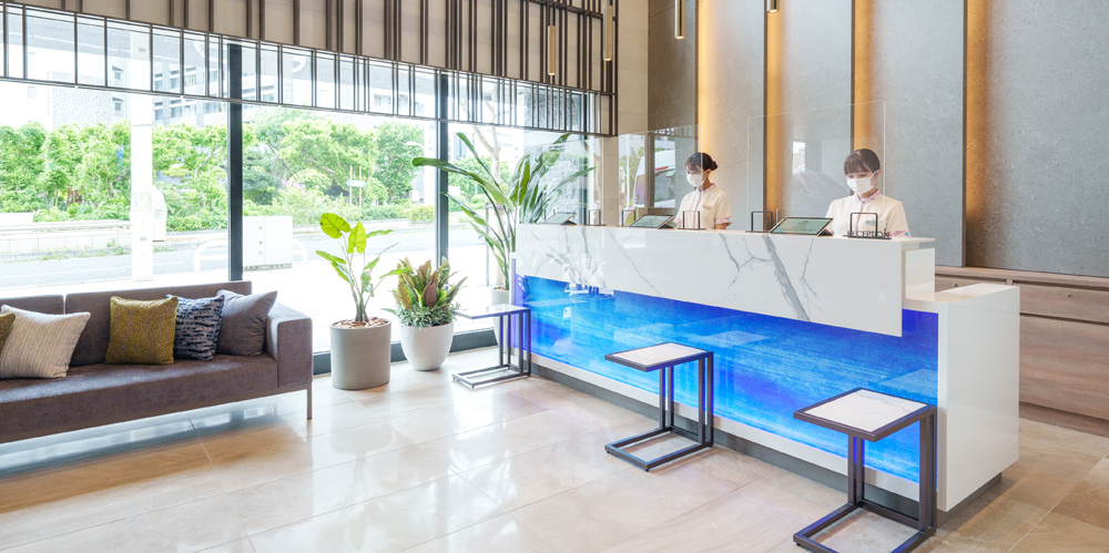 ホテルグランコンソルト那覇【ラウンジスタッフ（那覇市松尾）【短時間5ｈ／週休2～4日／交通費支給】】の求人募集画像