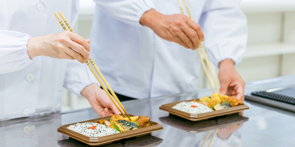 配食サービスセンター　配彩やんばる【お弁当配達（名護市）【日曜休み／3h勤務OK／未経験OK】】の求人募集画像