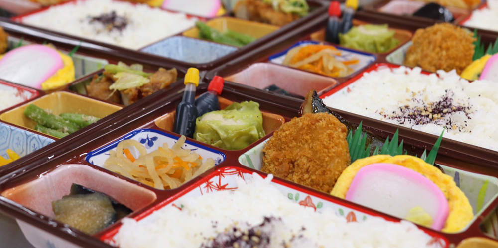 配食サービスセンター　配彩やんばる【お弁当配達（名護市）【日曜休み／3h勤務OK／未経験OK】】の求人募集画像