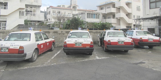 北部観光タクシー【タクシー運行管理補助者（名護市）【賞与有り／資格取得支援（運行管理者資格）／退職金制度有り】】の求人募集画像