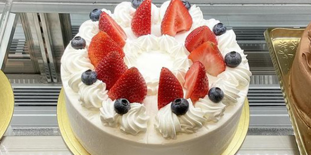 南風堂 株式会社(Bonne Femme ボンファン リウボウ店)【ケーキ屋さんの店内販売スタッフ(那覇市久茂地)【未経験可／学生OK／午後勤務可】】の求人募集画像