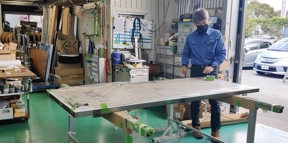 株式会社　創新工業【現場補助スタッフ(うるま市洲崎)【未経験歓迎／月給25万円以上／資格取得支援】】の求人募集画像