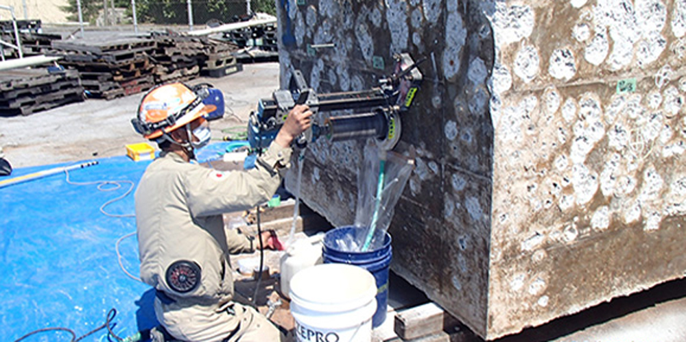 有限会社　与儀技建【建設現場の作業スタッフ（宜野湾市）【未経験者歓迎／ワークライフバランス／作業着支給】】の求人募集画像