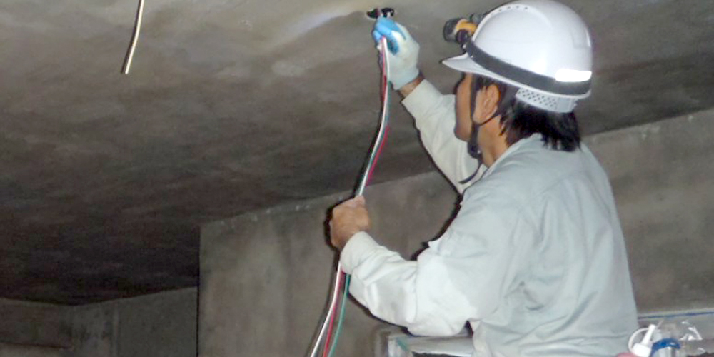 南光開発 株式会社 糸満営業所【電気工事スタッフ（糸満市）【土日祝休み／資格全額支援／未経験歓迎】】の求人募集画像