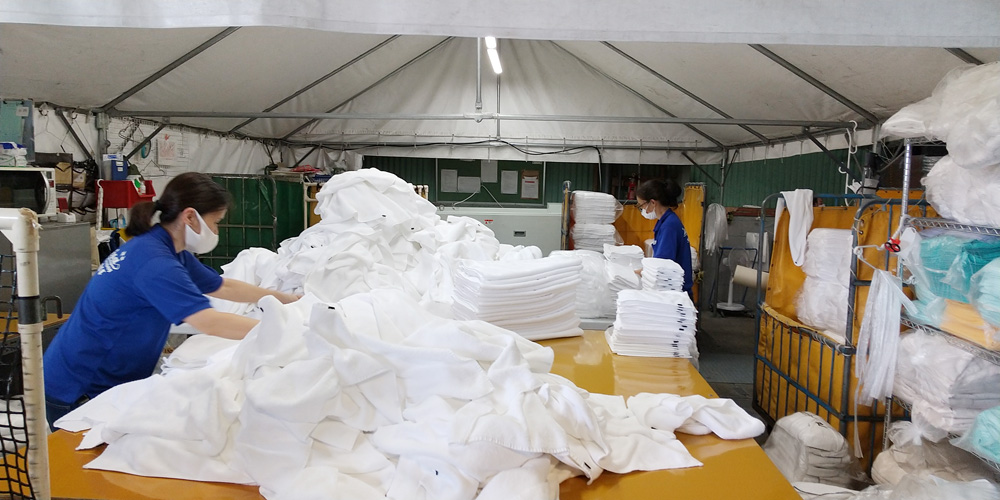 株式会社 なぎさクリーニング【クリーニング工場の洗い場スタッフ(浦添市西原)【未経験歓迎／日曜固定休／賞与あり】】の求人募集画像