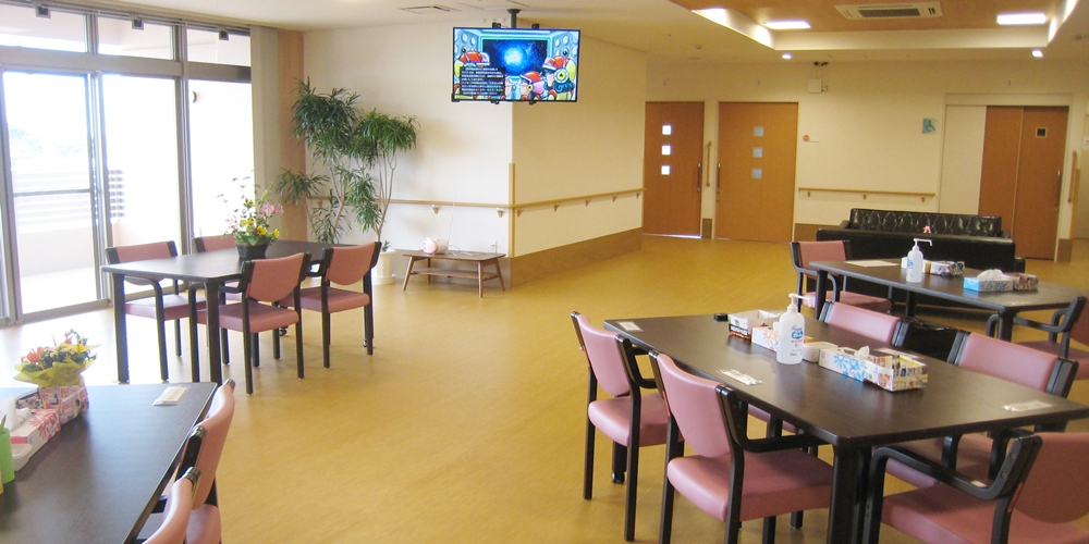 医療法人 道心会【介護スタッフ（高齢者向け住宅レジデンス絆優）（浦添市）【未経験OK／無資格OK／見学可】】の求人募集画像