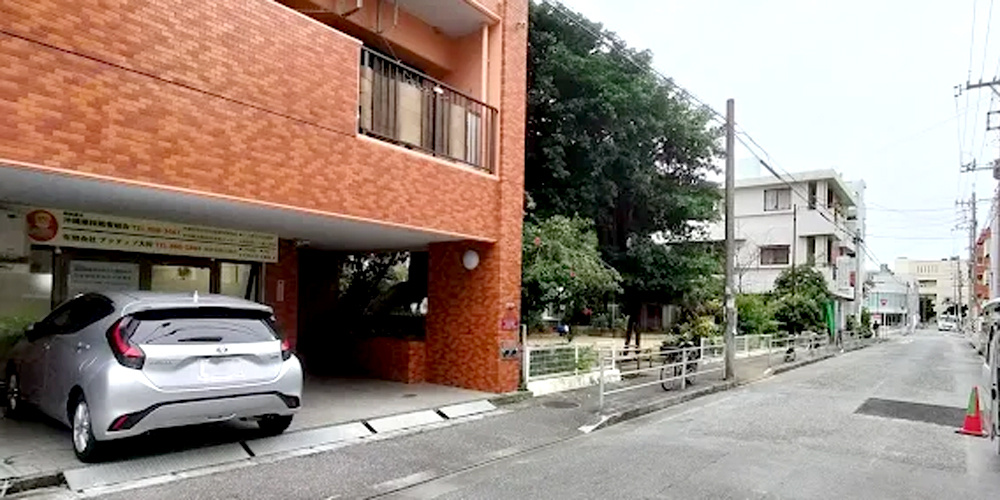 沖縄県技能者組合【組合事務（那覇市泊）【年間休日125日／賞与年2回／家族・皆勤手当て優遇】】の求人募集画像