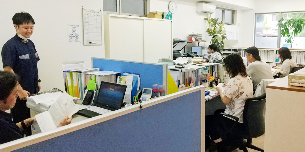 株式会社　おもろハウジング【賃貸管理スタッフ（那覇市おもろまち）【残業ほぼなし／賞与年2回／資格取得制度あり】】の求人募集画像