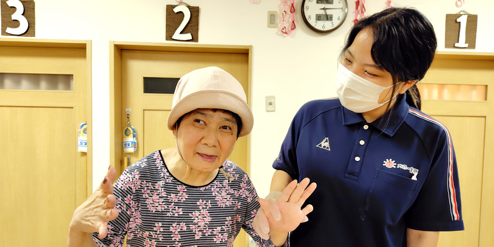 社会福祉法人 美原福祉会【介護スタッフ（日勤・準夜勤）（読谷村）【週休2日～／残業ほぼなし／勤務日時相談】】の求人募集画像