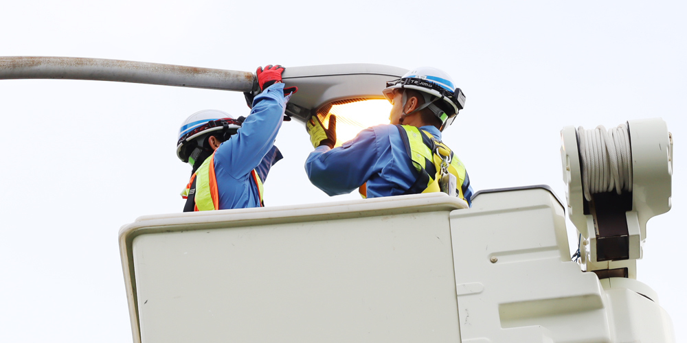 西日本高速道路総合サービス沖縄株式会社【交通管理隊員/高速道路パトロール隊員(浦添市)【社保完備/賞与年2回/待遇・福利厚生充実】】の求人募集画像